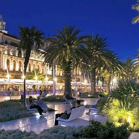 Luxury Fortuna 2 **** Hotel 4*
