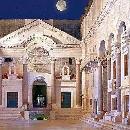 Luxury Fortuna 2 **** Hotel 4*
