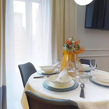 Luxury Fortuna 2 **** Апартаменти *
